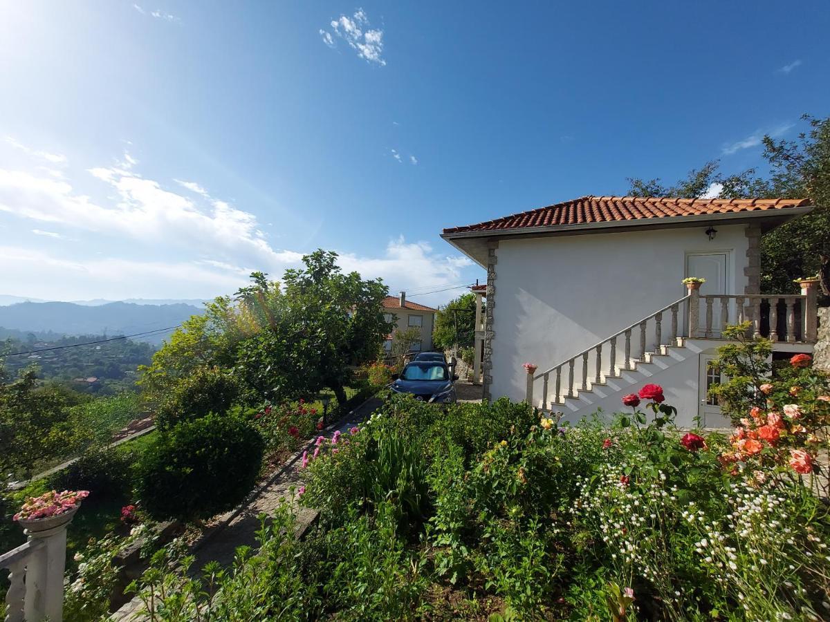Castelo Dos Sonhos Hotel Valadares  Luaran gambar